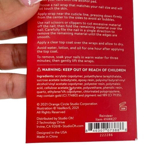 Studio Oh Mani Reindeer Christmas Red White Green Nail Wrap Kit - 22 Nail Wraps - Picture 11 of 12